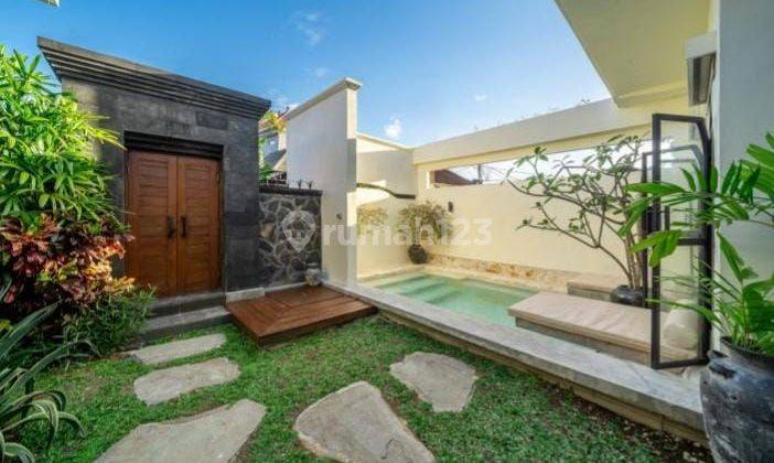 FOR RENT VILLA CANGGU 3-BEDROOMS FULLY FURNISHED  2