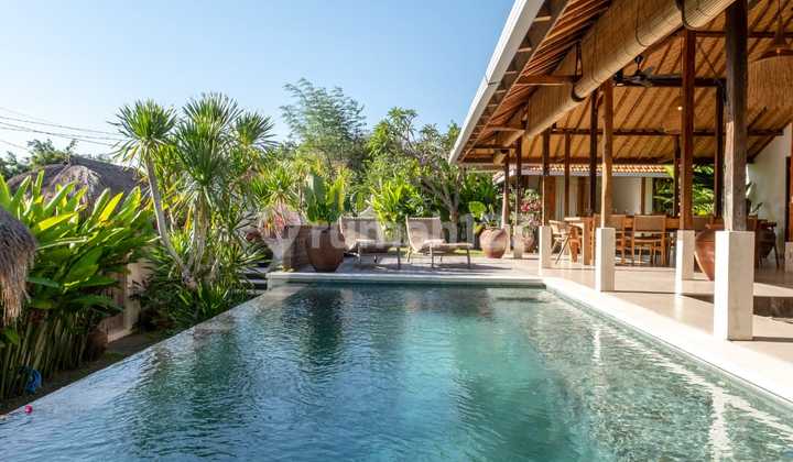 3 Bedroom Villa In Uluwatu Near The Beach 3 Bedroom Villa In Uluwatu Near The Beach