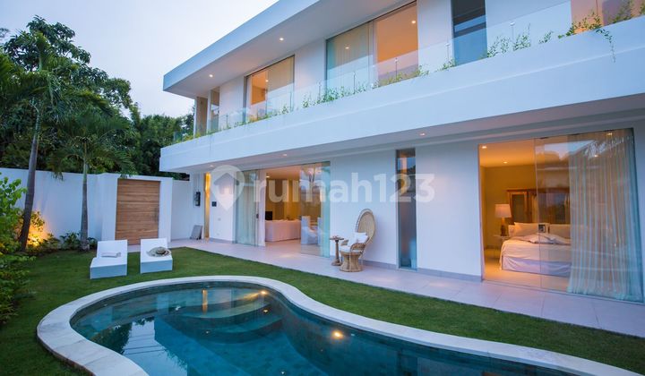 FOR RENT 4 BEDROOMS VILLA IN PERERENAN. FOR RENT 4 BEDROOMS VILLA IN PERERENAN.