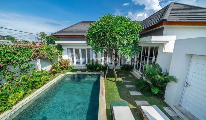For Rent 2-Bedroom Villa In Pererenan Bali