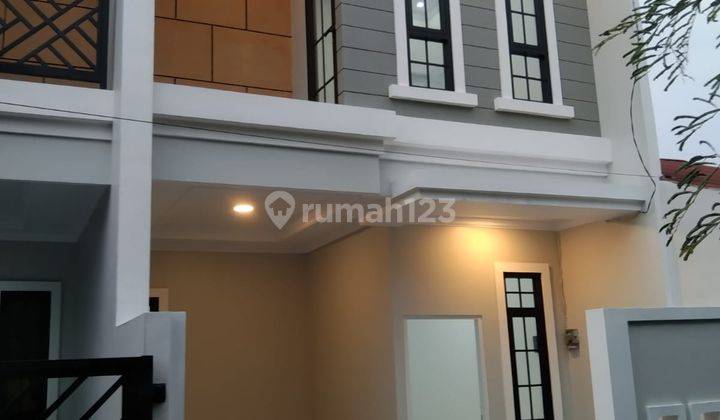 Rumah Siap Huni 2 Lantai Minimalis Modern Bonus Pagar Dekat Akses Tol Sawangan Depok 1