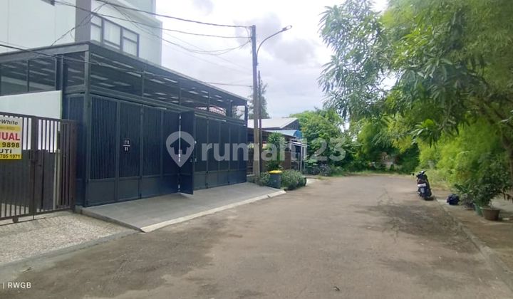 dijual rumah strategis bagus siap huni area regency melati mas 2