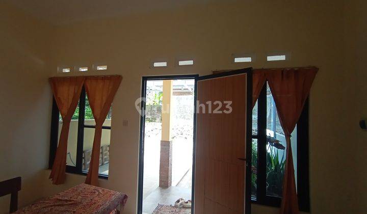 DIJUAL RUMAH BARU BANYUMANIK PALING MURAH STRATEGIS BANGUNAN BAGUS DEKAT JALAN TOL 6