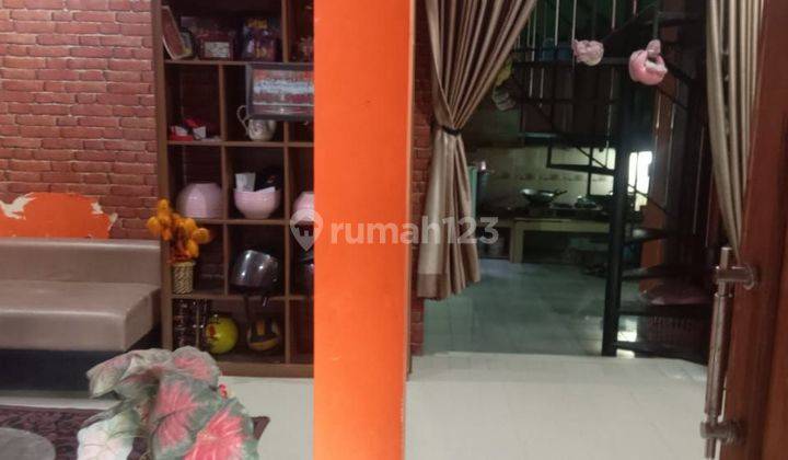 Dijual Rumah 2 Lantai Tlogosari SHM Semarang Timur 2