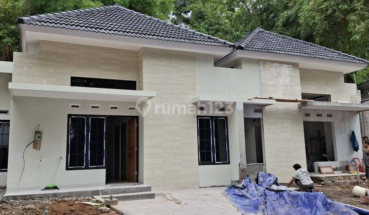 Jual Rumah Baru Shm 300jtn Banyumanik Semarang Selatan  1