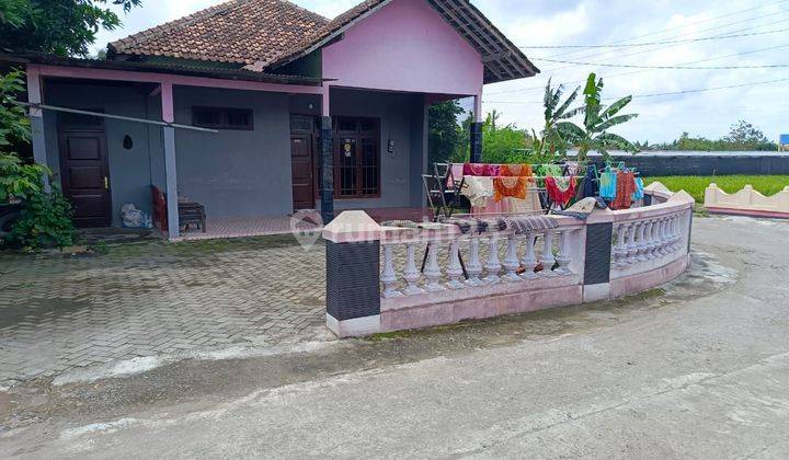 Rumah Luas Tepi Aspal Di Bantul Kota 2