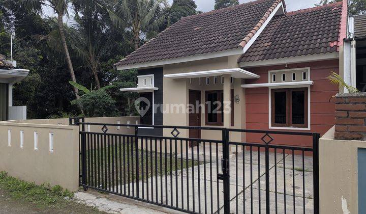 Rumah Modern Strategis Dekat Kota Jogja 2