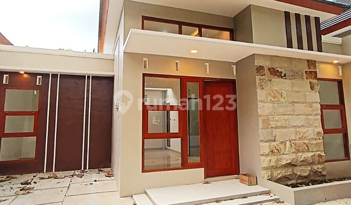 Rumah Dijual Siap Huni Dekat Kantor Bupati Bantul di Kembanggede