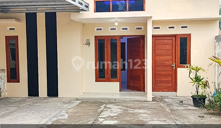 Ready-to-Occupy House Near UMY Campus in Kalirandu Bangunjiwo Kasihan Bantul