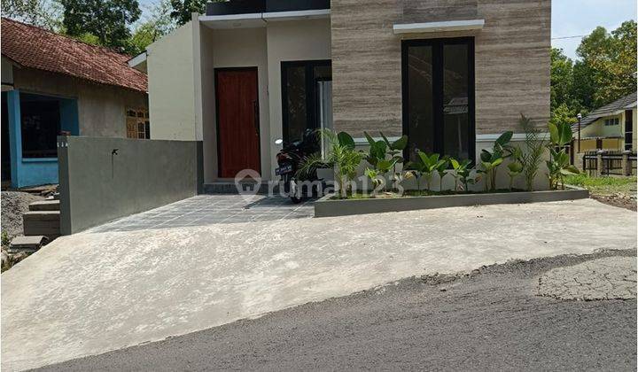 Rumah Dekat Kampus Mercu Buana Pinggir Jalan Raya di Sedayu Siap Huni 1