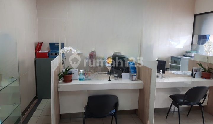 Ruang usaha dengan lokasi strategis di Sukajadi 3