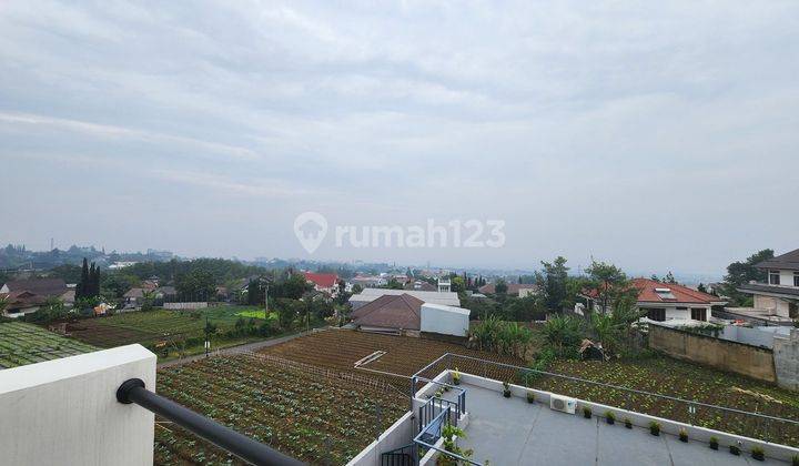 Rumah 2 lt baru di setiabudi regency 2