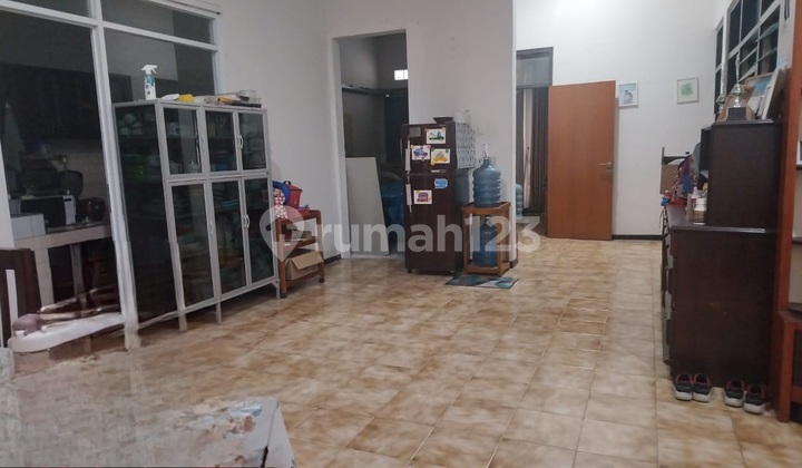 Rumah.lama Terawat Di Muarasari. Runah Hitung Tanah. Rumah.lama Terawat Di Muarasari. Runah Hitung Tanah.