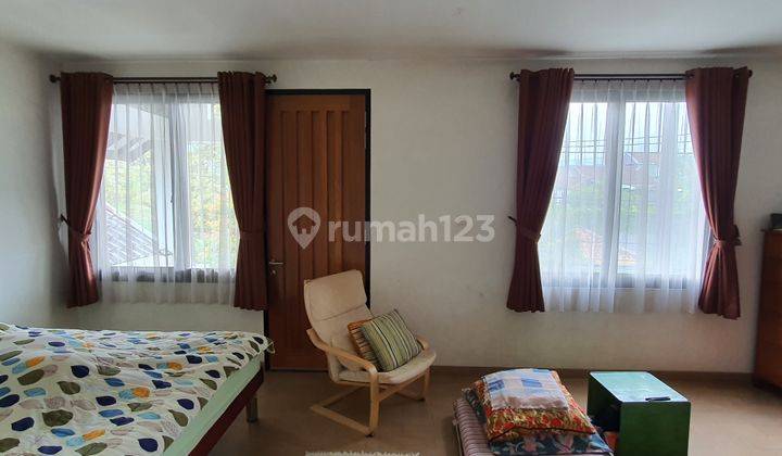 Jual Rumah Terawat Cihanjuang 2