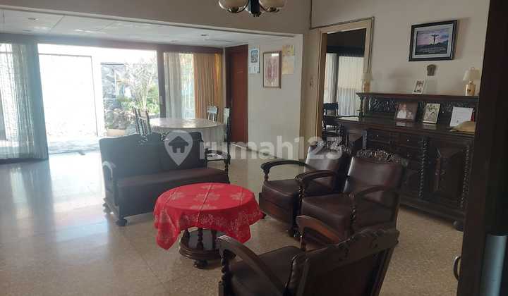 Rare Find. House in Dago Wing. Close to City Center. 2