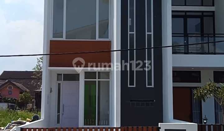 2-Storey House in Bandung Inten Indah