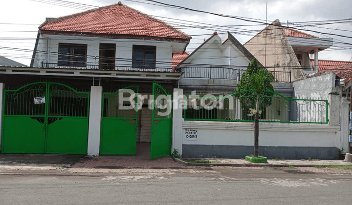 rumah Induk dan rumah kos di   ketintang madya dekat royal plaza,   dekat unesa ketintang 2