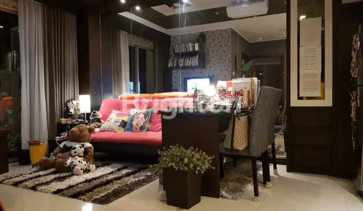 waterplace Penthouse tower B selangkah pakuwon mall, dekat kampus UC, dekat lontar 1