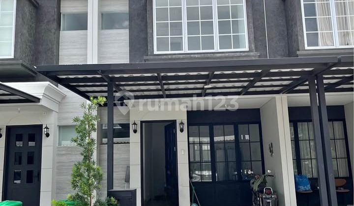 Mas Bukit Hill tourist house near Pakuwon Mall PTC, close to UNESA Lidah campus, near Wiyung Mas Bukit Hill tourist house near Pakuwon Mall PTC, close to UNESA Lidah campus, near Wiyung