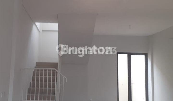  ruko london park avenue dekat pakuwon mall, dekat kampus unesa, dekat WBM 2