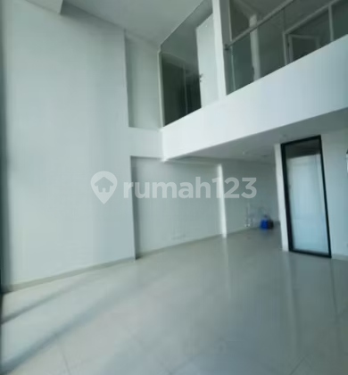 soho Vieloft dekat ciputra world, dekat UWKS 2