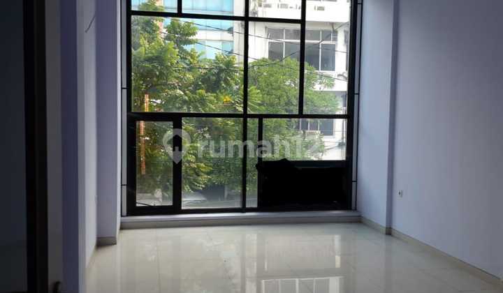 Kembang Jepun shop house, near Jembatan Merah, near Kapasan, near ITC Mall 1