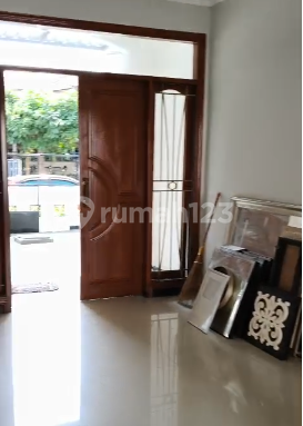 rumah di dukuh kupang timur dekat kampus uwks, dekat mayjen sungkono 1