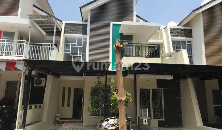 Ladiva Greenhill Menganti Ladiva Greenhill Menganti