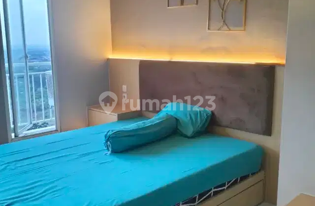 UC Berkeley Apartment Near Gwalk, Near Pakuwon Mall PTC