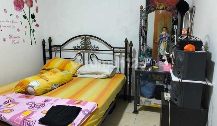 Lidah Kulon Guest House near Unesa Lidah, near Pakuwon Mall, near Mcd