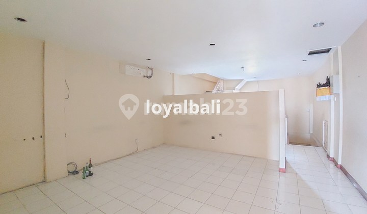 Shop House In A Strategic Location In Legian, Bali 4