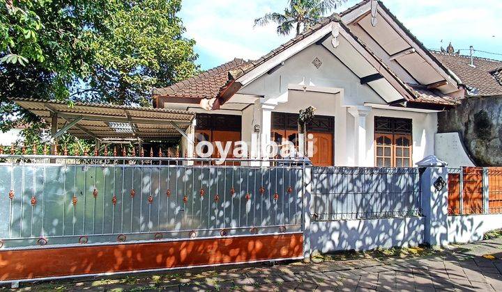 Comfortable House With Minimalist Design In Dalung, Badung, Bali 1