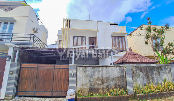 Minimalist House With Modern Design In Ungasan, Badung, Bali