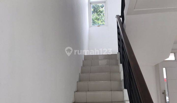 rumah 2 lntai dekat mall summrecon bekasi 7
