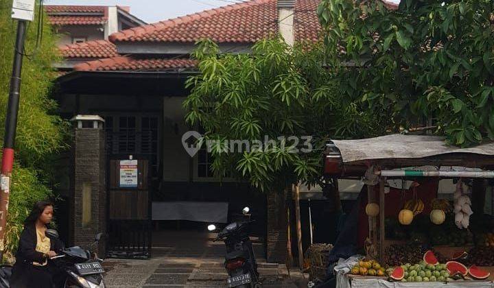 rumah besar dekat pasar pejuang cocok buat usaha 1