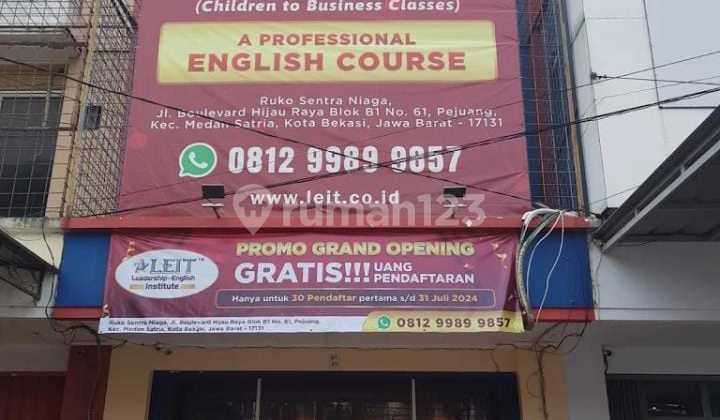 Ruko.boulevard.hijau.2.5 Floors Strategic Location.