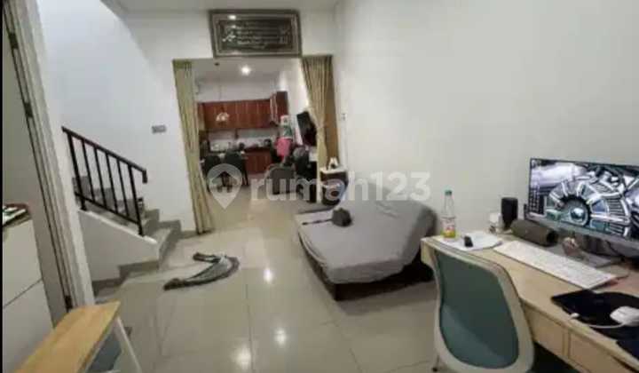 Rumah.2lantai.dalam.cluster.full.furnish 2