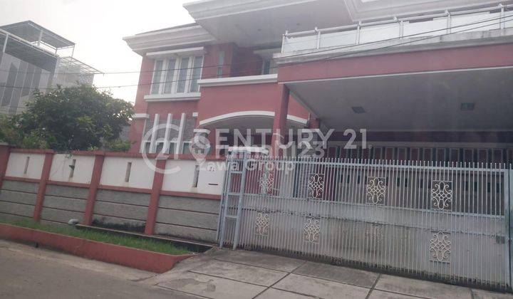 Dijual Rumah Lengkap Dengan Perabot di Greenville Jakarta Barat 1