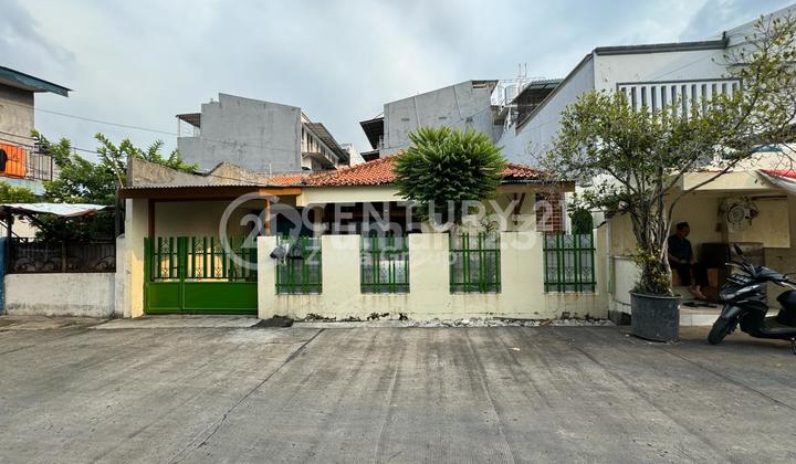 For Sale: Duri Kepa House, West Jakarta