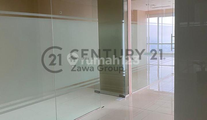 Disewakan Office Soho Capital, Podomoro City, Central Park, Tj. Duren Jakarta Barat