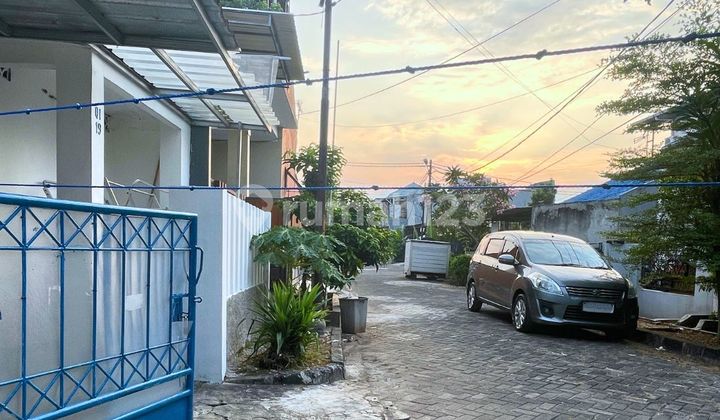 Dijual Cepat Rumah Kost + AC active, Rapih, Bersih , Di Harapan Indah.  2