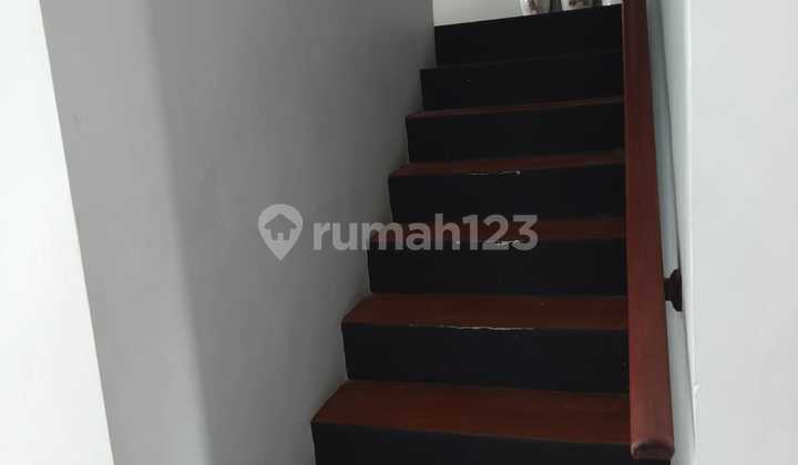 Rumah Eramas 2000, Bagus, Rapih, Bersih, Tidak Banjir. Jakarta Timur. 2