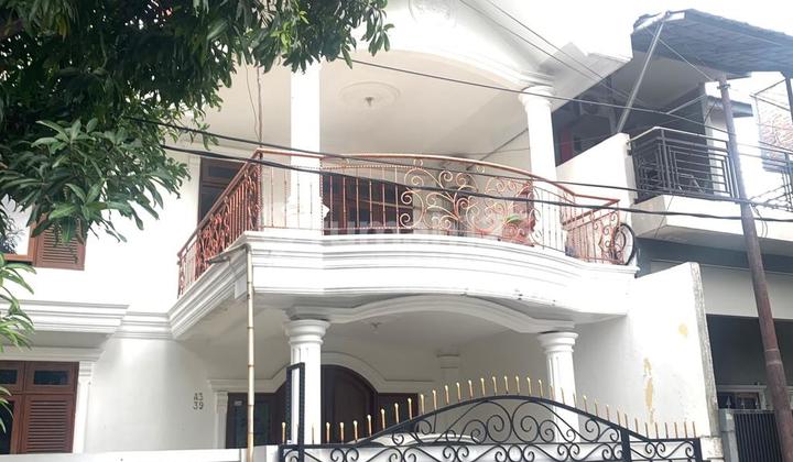 Dijual Cepat Rumah Posisi Hook,, Bagus, Strategis Dekat Stasiun Cakung. Harapan Baru Regency. 