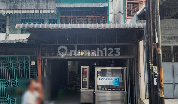Ruko 2,5 Lantai, Harga Murah, Ramai. Jln. Aip. Ks. Tubun. Medan.