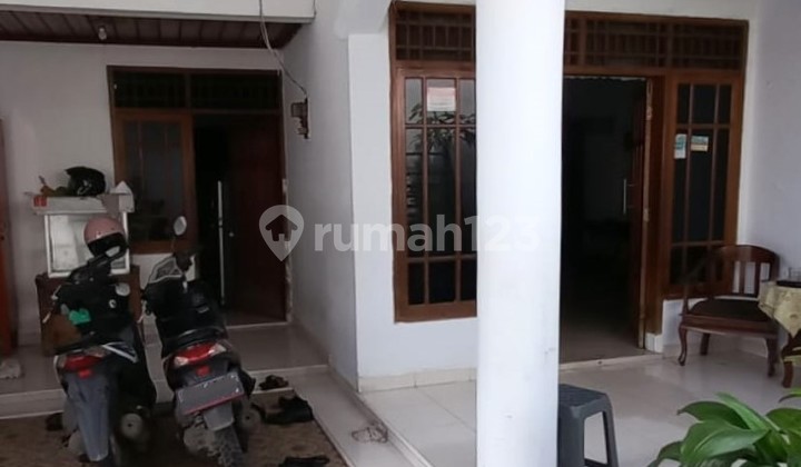 Rumah + Toko 2 Unit Perumnas 3. Aren Jaya. Bekasi Timur.
