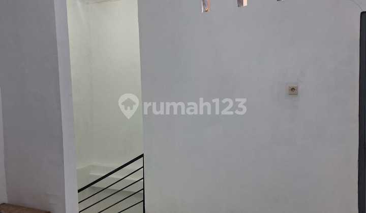 Dijual Cepat Rumah Bagus, Rapih dan siap huni, Di Jatimulya. Bekasi Timur.  2