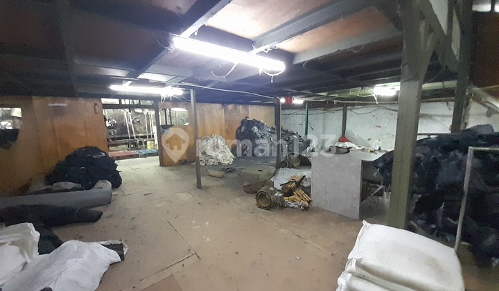 Gudang Pisangan Raya, Spacious, Good, Cheap, Strategic, in North Tambun. Gudang Pisangan Raya, Spacious, Good, Cheap, Strategic, in North Tambun.