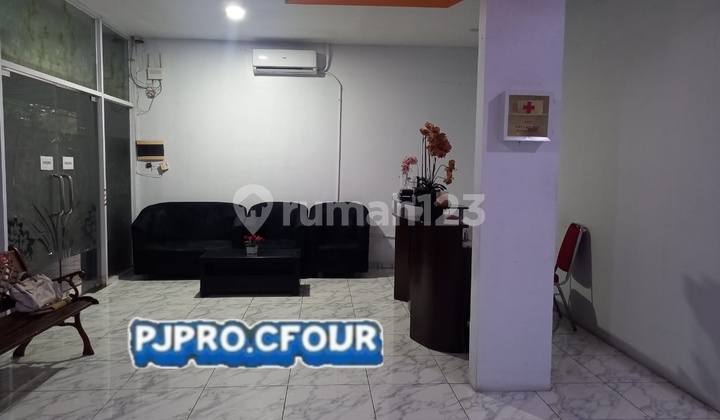 Ruko 3 Lantai HGB Full Furnished Dekat Sekolah Internasional di Duta Bumi Bulevar Hijau, Bekasi