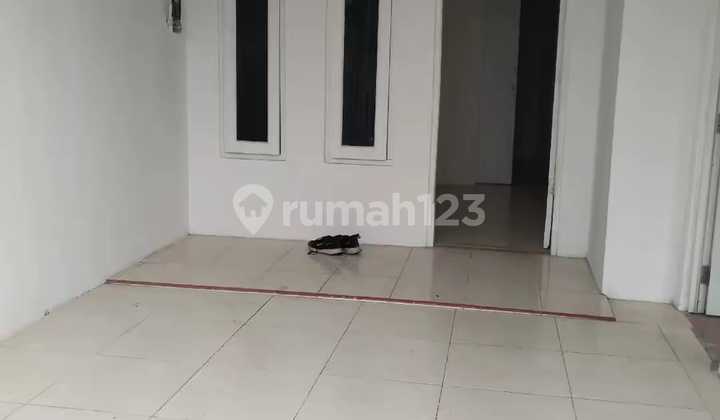 Good House SHM Villa Mahkota Indah, Bekasi 2