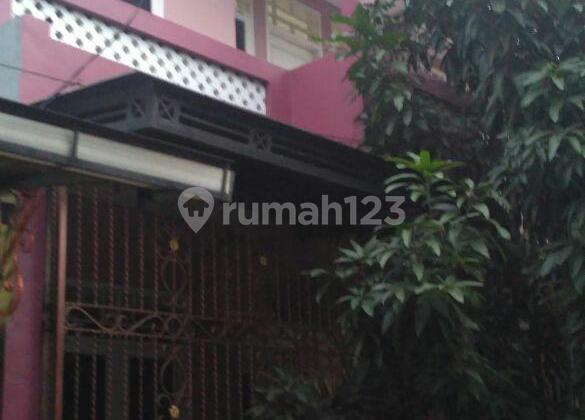 Rumah 2 Lantai Bagus Sertifikat Hak Milik di Jaka Mulya, Bekasi 2
